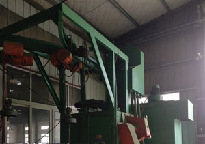 濟(jì)南歷下區(qū)拋丸機(jī)案例，型號(hào)為Q376雙掛鉤式打砂機(jī)